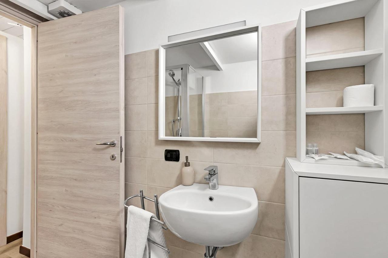 Loft Daiquiri Nel Centro Di Milano, Via Sottocorno, Porta Vittoria Apartment Exterior photo